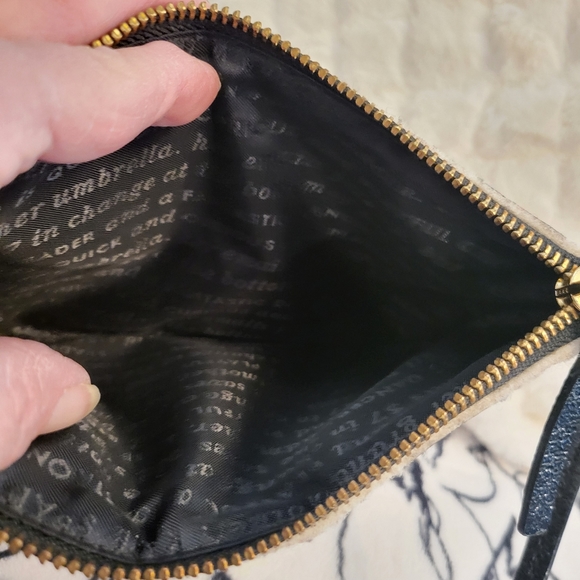 Kate Spade wristlet - Picture 3 of 3